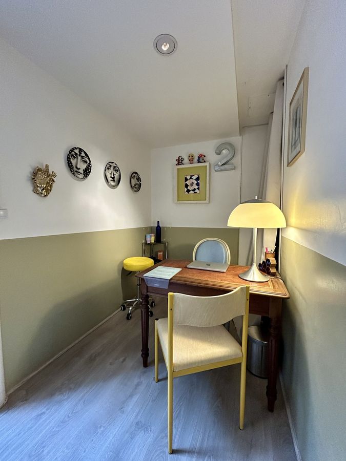Cabinet Paris 9e